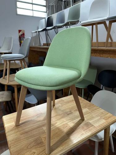 Silla De Comedor Vita Meet Tapizada En Lino Patas De Madera Lino Verde Lima