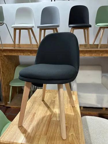 Silla De Comedor Vita Meet Tapizada En Lino Patas De Madera Lino Negro